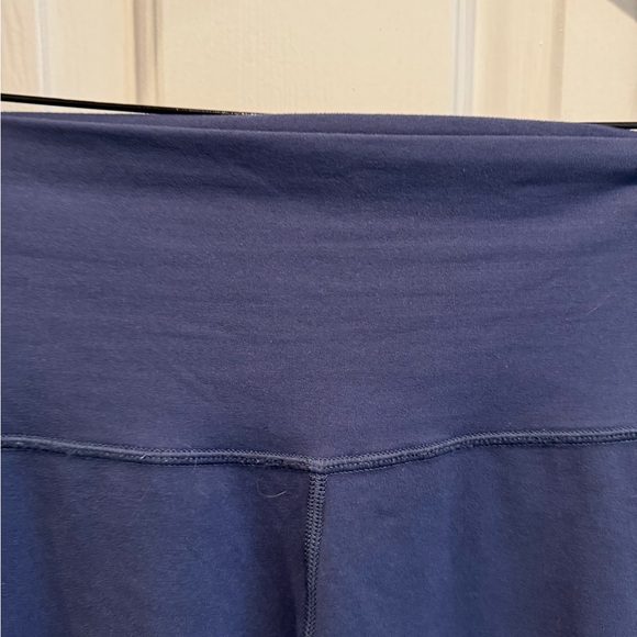 Offline by Aerie The Hugger Navy Bootcut Leggings Size L Short - Picture 12 of 13